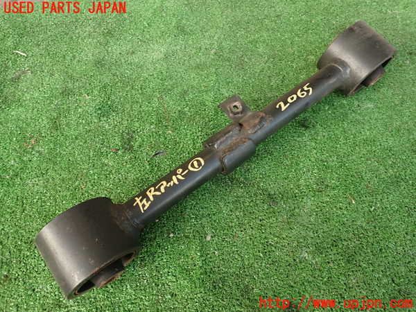 2UPJ-20655156]ランクル200系(URJ202W)左リアアッパーアーム1 中古_m0001.jpg