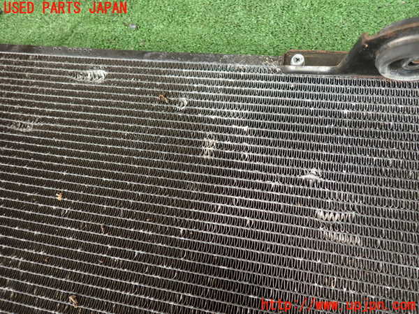 2UPJ-20656031]ランクル200系(URJ202W)エアコンコンデンサー1 ジャンク_m0002.jpg