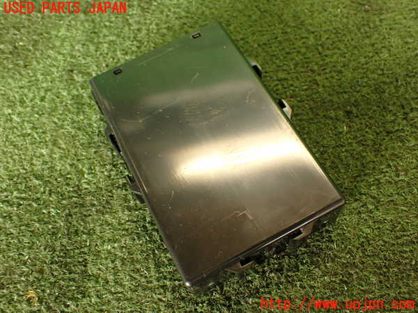 2UPJ-20656150]ランクル200系(URJ202W)コンピューター5(シートベルトコントロール) 中古 89815-60120_m0002.jpg