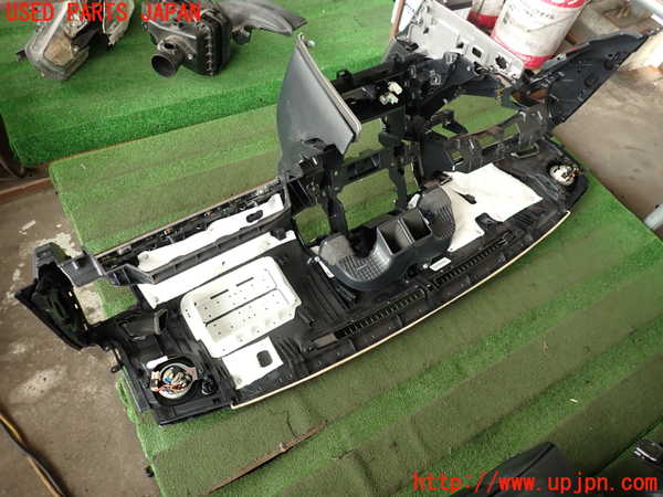2UPJ-20657505]ランクル200系(URJ202W)ダッシュボード 中古_m0005.jpg