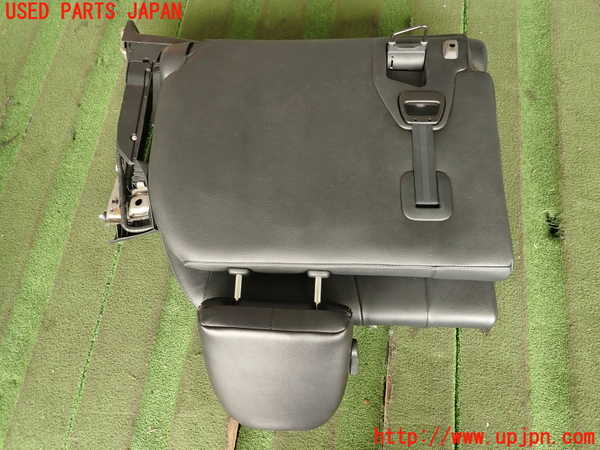 2UPJ-20657235]ランクル200系(URJ202W)右3列目シート 中古_m0003.jpg