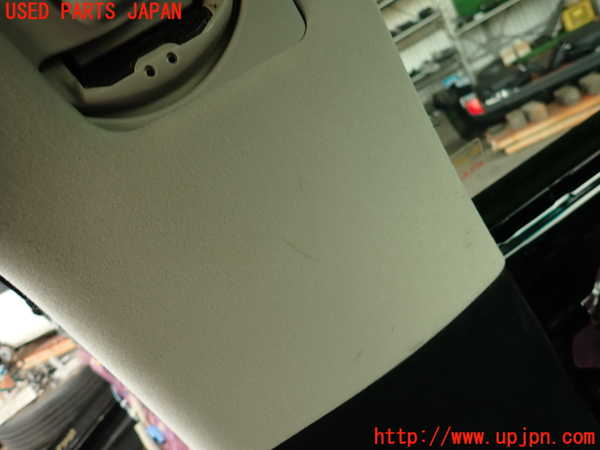 2UPJ-20657670]ランクル200系(URJ202W)左センターピラートリム 中古_m0002.jpg