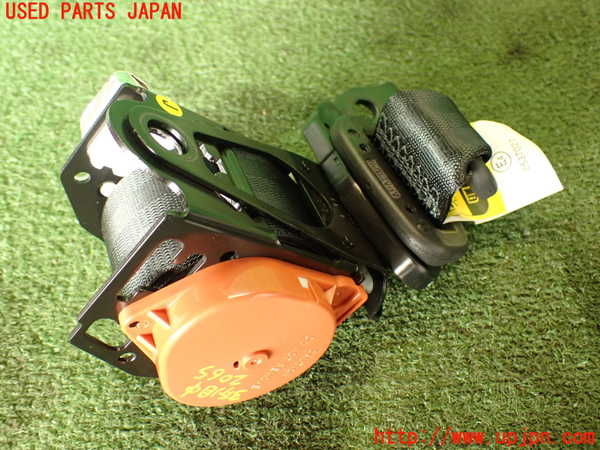 2UPJ-20657215]ランクル200系(URJ202W)3列目シートベルト 中古_m0002.jpg