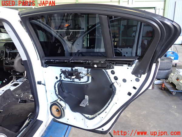 2UPJ-20661290]レジェンド ハイブリッド(KC2)右後ドア (M8L4) 中古_m0004.jpg