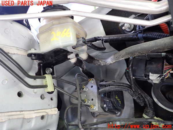 2UPJ-20664050]レジェンド ハイブリッド(KC2)ブレーキマスターシリンダー 中古_m0001.jpg