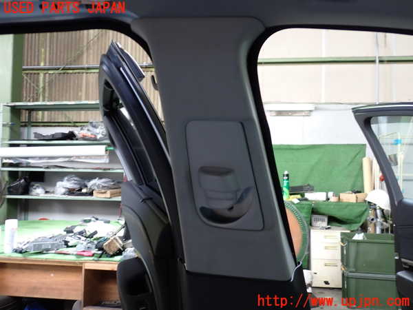 2UPJ-20667670]レジェンド ハイブリッド(KC2)左センターピラートリム 中古_m0002.jpg