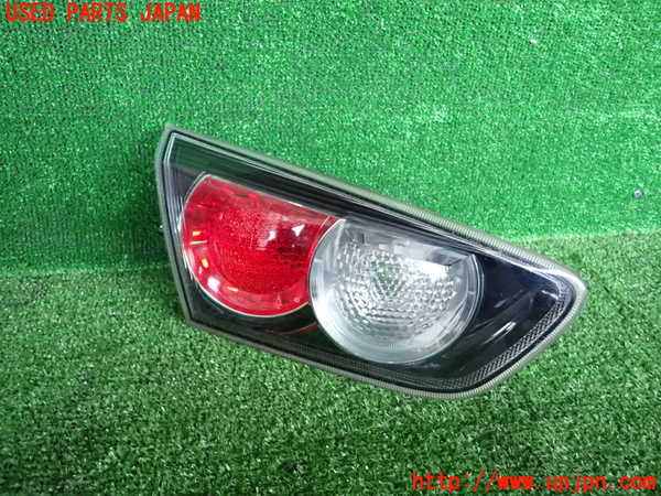 5UPJ-20671552]ランエボ10(CZ4A)左リアフィニッシャー 中古_m0001.jpg