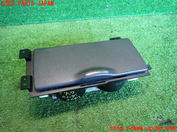 5UPJ-20677810]ランエボ10(CZ4A)ドリンクホルダー 中古_m0001.jpg