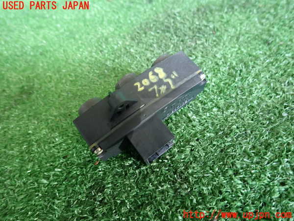 5UPJ-20686295]アルファロメオ・156 GTAセレスピード(932AXB)フォグスイッチ 中古_m0002.jpg