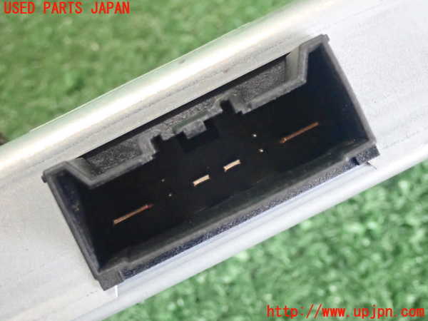 2UPJ-20696147]マセラティ・ギブリ(MG30C)コンピューター2 (電圧レギュレータ スタビライザー) 中古_m0004.jpg
