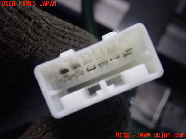 2UPJ-20697790]マセラティ・ギブリ(MG30C)リアサンシェード 中古_m0005.jpg