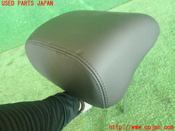 2UPJ-20697130]マセラティ・ギブリ(MG30C)真中2列目ヘッドレスト 中古_m0002.jpg