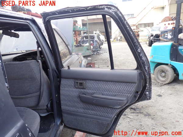 5UPJ-20701290]ハイラックスサーフ N130系 4ドア(VZN130G)右後ドア M284 中古_m0004.jpg