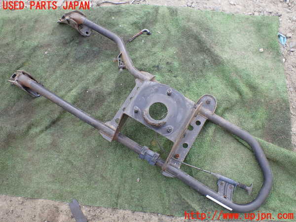 5UPJ-20701700]ハイラックスサーフ N130系 4ドア(VZN130G)スペアタイヤキャリア 中古_m0001.jpg