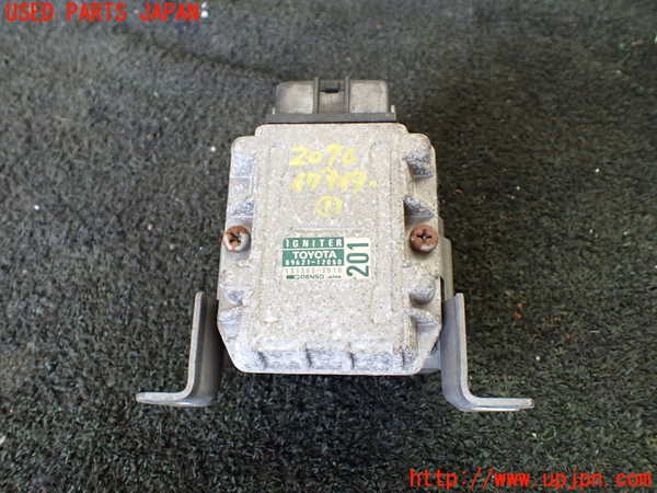 5UPJ-20702611]ハイラックスサーフ N130系 4ドア(VZN130G)パワートランジスタ(イグナイター) 中古_m0001.jpg