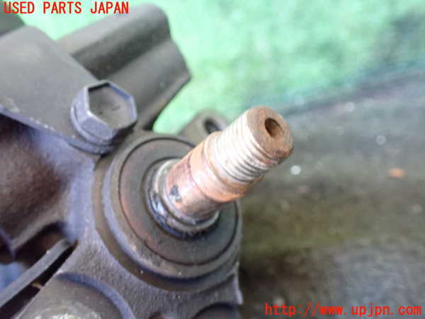 5UPJ-20704250]ハイラックスサーフ N130系 4ドア(VZN130G)パワステポンプ 中古_m0002.jpg