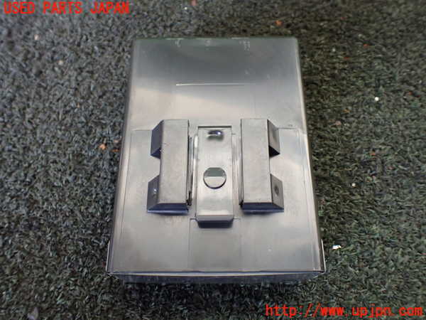5UPJ-20706147]ハイラックスサーフ N130系 4ドア(VZN130G)コンピューター2 85980-35020 中古_m0003.jpg