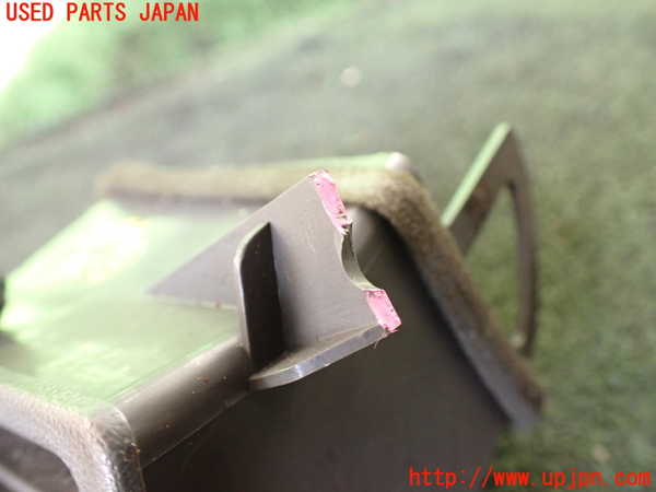 5UPJ-20707527]ハイラックスサーフ N130系 4ドア(VZN130G)エアコン吹き出し口2（左） 中古_m0002.jpg