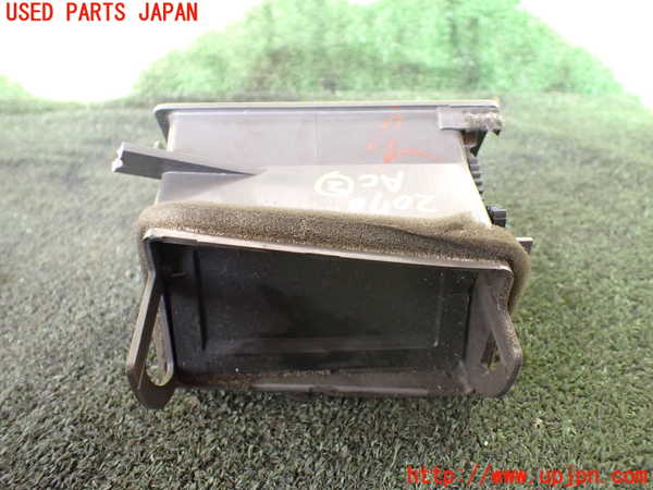 5UPJ-20707527]ハイラックスサーフ N130系 4ドア(VZN130G)エアコン吹き出し口2（左） 中古_m0003.jpg