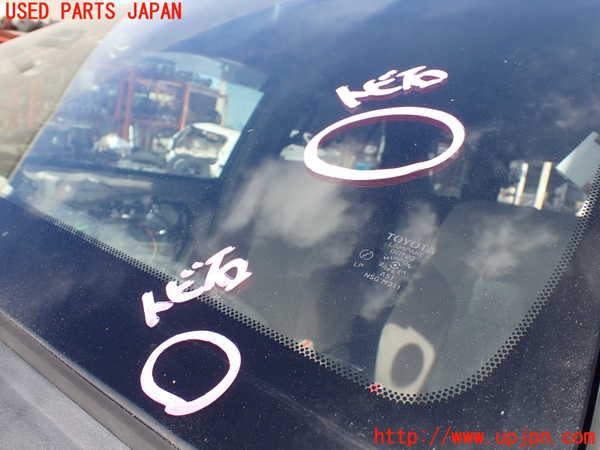 5UPJ-20711195]ハイラックスサーフ(RZN215W)フロントガラス NSG M311 中古_m0002.jpg