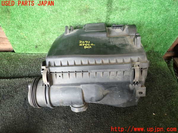 5UPJ-20712560]ハイラックスサーフ(RZN215W)エアクリーナーボックス 中古_m0001.jpg