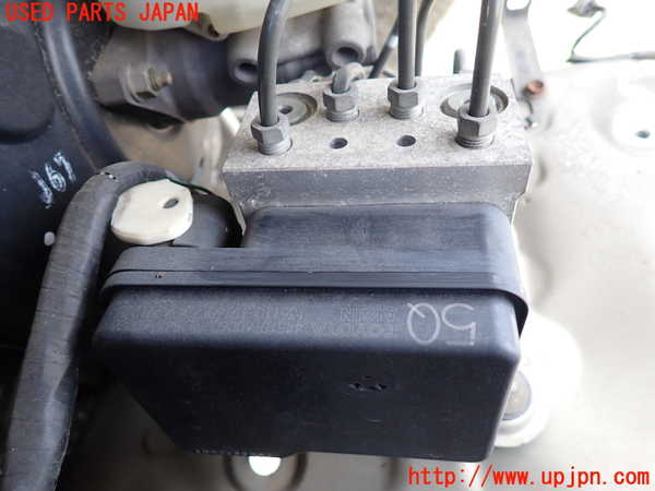 5UPJ-20714040]ハイラックスサーフ(RZN215W)ABSアクチュエーター 中古_m0002.jpg
