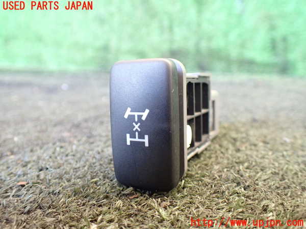 5UPJ-20716307]ハイラックスサーフ(RZN215W)スイッチ2 (センターデフロック) 中古_m0001.jpg