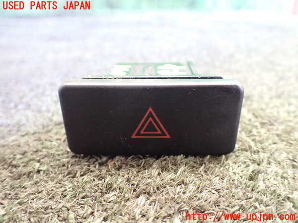 5UPJ-20716290]ハイラックスサーフ(RZN215W)ハザードスイッチ 中古_m0001.jpg