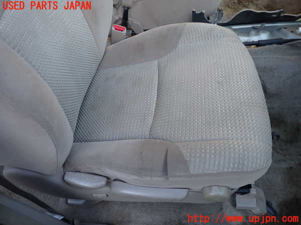 5UPJ-20717035]ハイラックスサーフ(RZN215W)運転席シート 中古_m0003.jpg