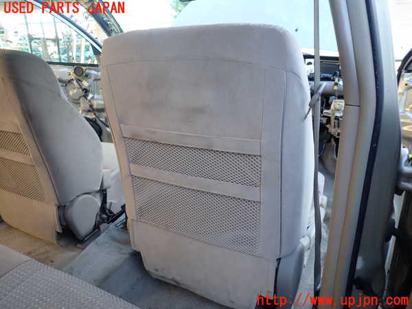 5UPJ-20717035]ハイラックスサーフ(RZN215W)運転席シート 中古_m0005.jpg
