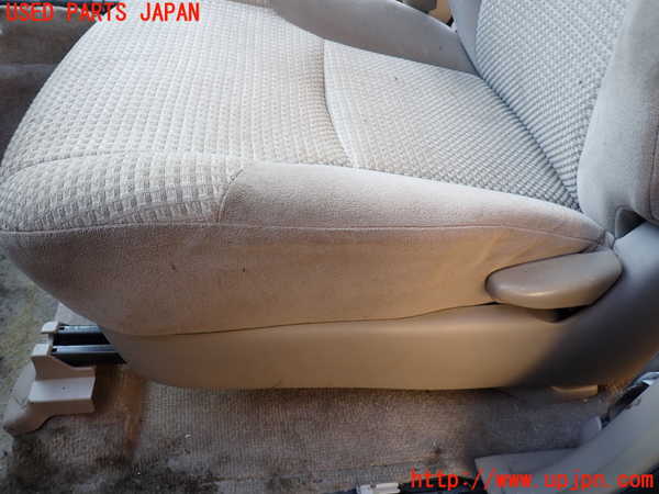 5UPJ-20717065]ハイラックスサーフ(RZN215W)助手席シート 中古_m0004.jpg