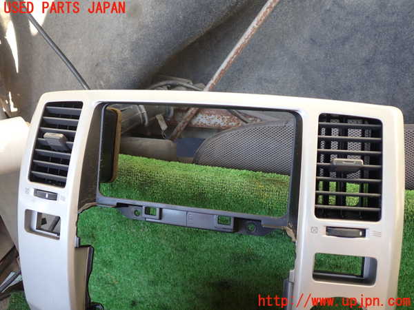 5UPJ-20717526]ハイラックスサーフ(RZN215W)エアコン吹き出し口1 (真中) 中古_m0002.jpg