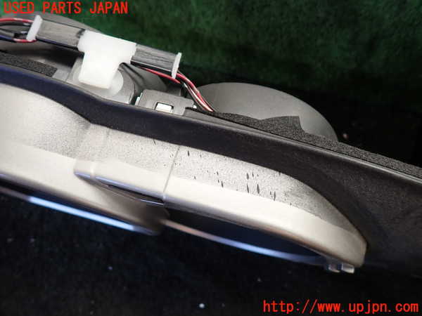 5UPJ-20717510]ハイラックスサーフ(RZN215W)メーターフード 中古_m0002.jpg