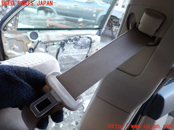 5UPJ-20717045]ハイラックスサーフ(RZN215W)運転席シートベルト 中古_m0001.jpg
