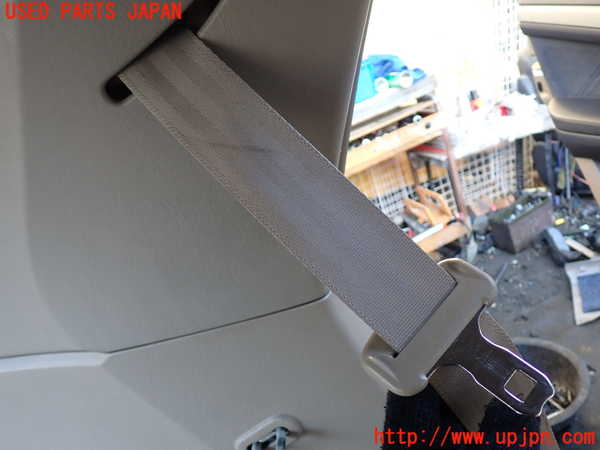 5UPJ-20717185]ハイラックスサーフ(RZN215W)左2列目シートベルト 中古_m0001.jpg