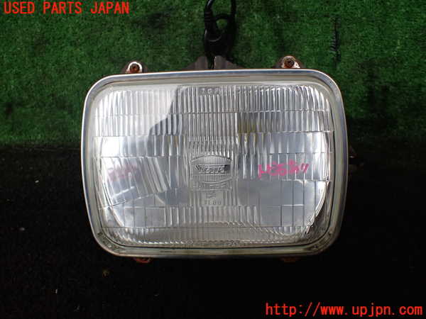 1UPJ-20721130]ランクルプラド(LJ78G)社外 右ヘッドライト 中古_m0001.jpg