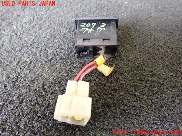 5UPJ-20726295]ランクルプラド(LJ78G)フォグスイッチ 中古_m0002.jpg