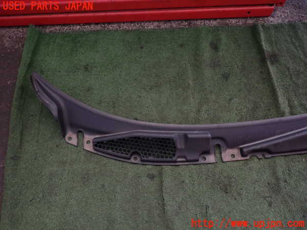 5UPJ-20731190]アルファロメオ・ジュリエッタ(940141)カウルトップ 中古_m0002.jpg