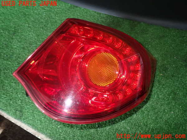 2UPJ-20731530]アルファロメオ・ジュリエッタ(940141)右テールランプ 中古_m0001.jpg