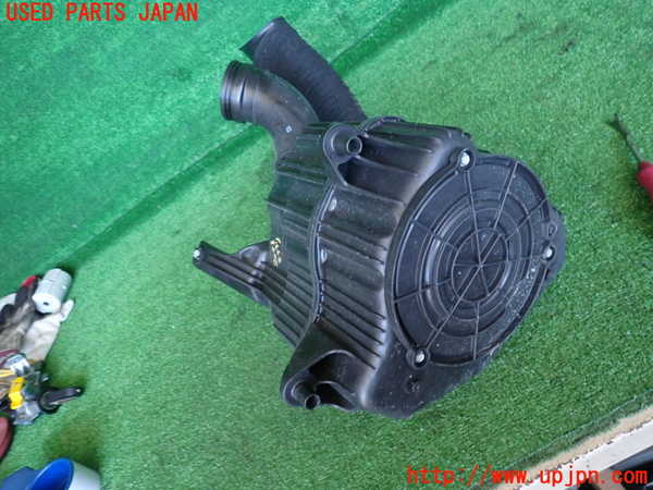 5UPJ-20732560]アルファロメオ・ジュリエッタ(940141)エアクリーナーボックス 中古_m0002.jpg