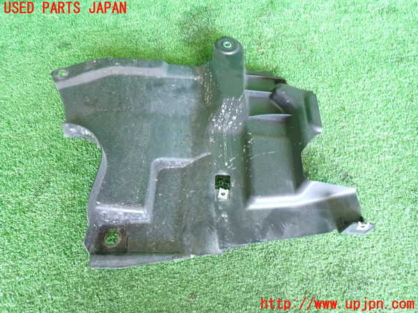 5UPJ-20731721]アルファロメオ・ジュリエッタ(940141)アンダーカバー1 中古_m0002.jpg