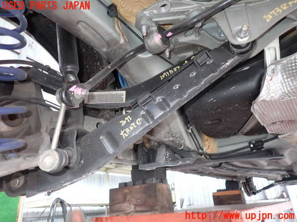 5UPJ-20735226]アルファロメオ・ジュリエッタ(940141)左リアロアアーム1 中古_m0001.jpg