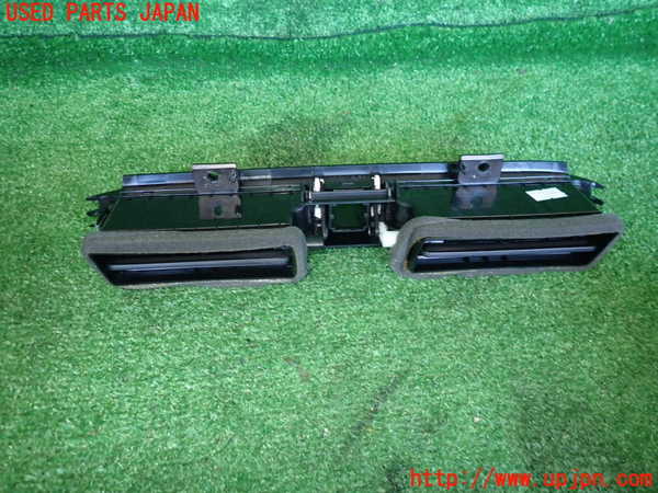 5UPJ-20737526]アルファロメオ・ジュリエッタ(940141)エアコン吹き出し口1 中古_m0002.jpg