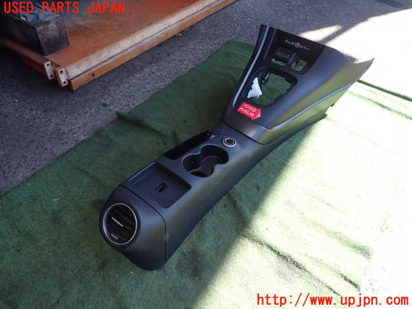 5UPJ-20737540]アルファロメオ・ジュリエッタ(940141)センターコンソール 中古_m0002.jpg