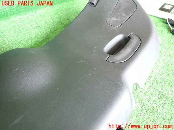 5UPJ-20731578]アルファロメオ・ジュリエッタ(940141)バックドア内張り 中古_m0002.jpg