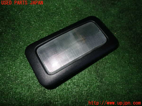 5UPJ-20736412]アルファロメオ・ジュリエッタ(940141)ルームランプ2 中古_m0001.jpg