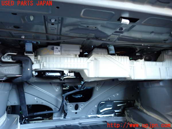 2UPJ-20746082]レクサス・LS500(VXFA50)エバポレーター2 中古 87030-50190_m0001.jpg