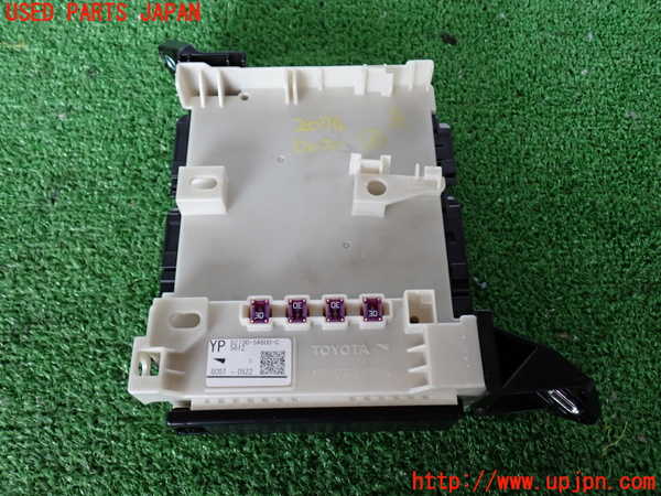 2UPJ-20746743]レクサス・LS500(VXFA50)ヒューズボックス3(室内 車内) 中古_m0001.jpg