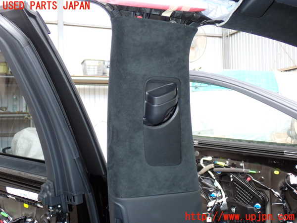 2UPJ-20747670]レクサス・LS500(VXFA50)左センターピラートリム 中古_m0002.jpg
