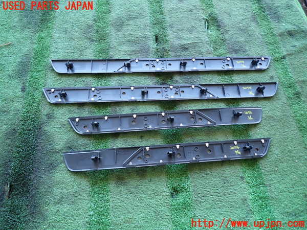 2UPJ-20747740]レクサス・LS500(VXFA50)スカッフプレート 中古_m0003.jpg